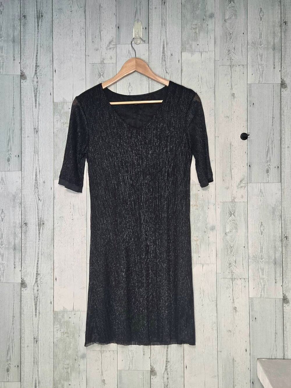 Yael Metallic Lined Mesh Raw Hem Sheath Mini Dress Sz. S